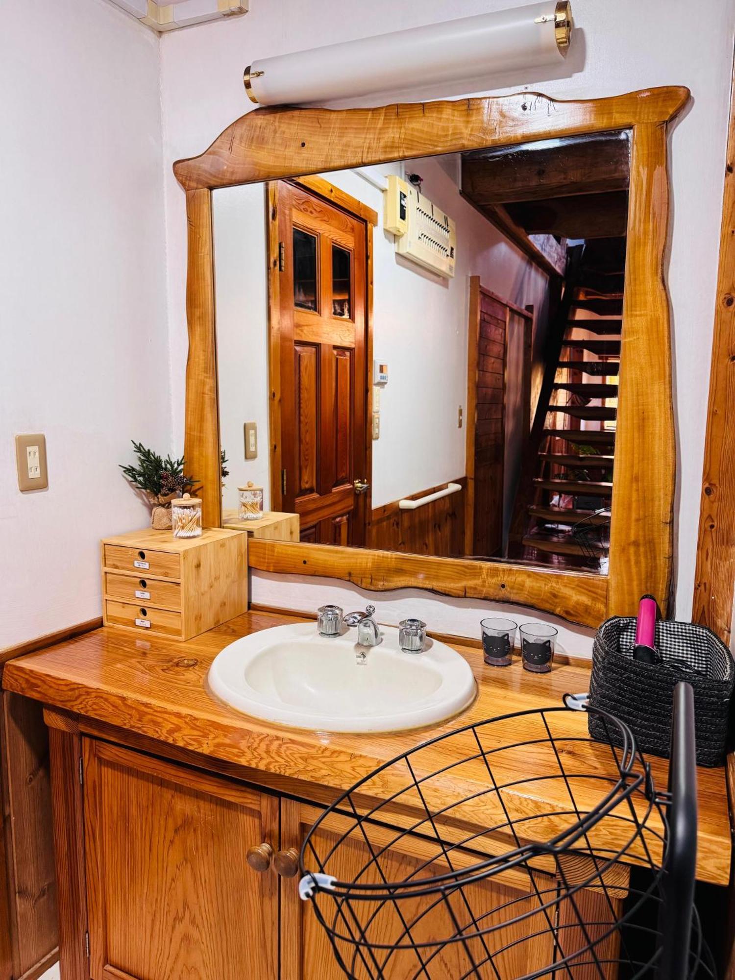 Hotel Yufuin Log House No Yado Tom Sawyer Esterno foto