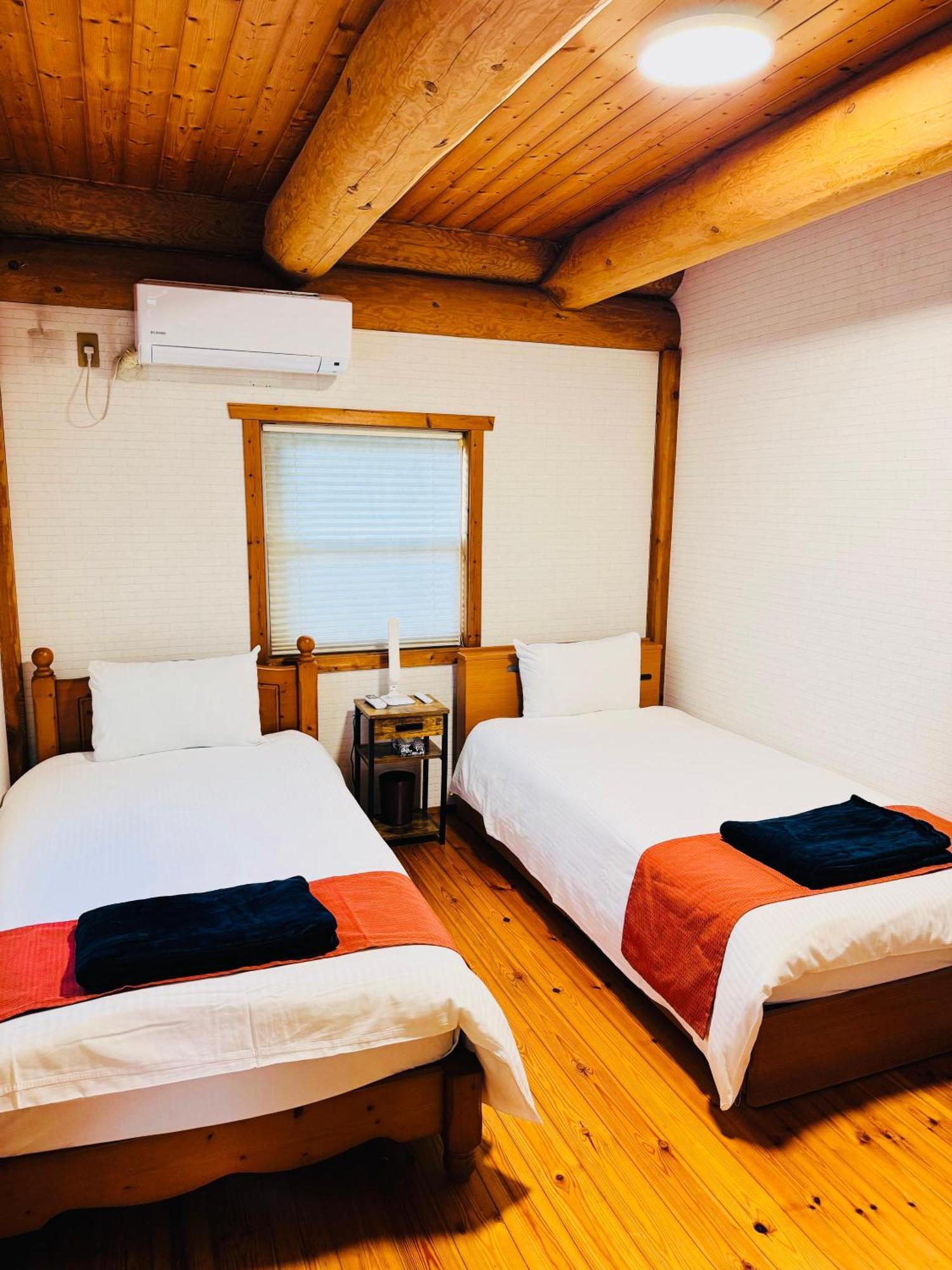 Hotel Yufuin Log House No Yado Tom Sawyer Esterno foto