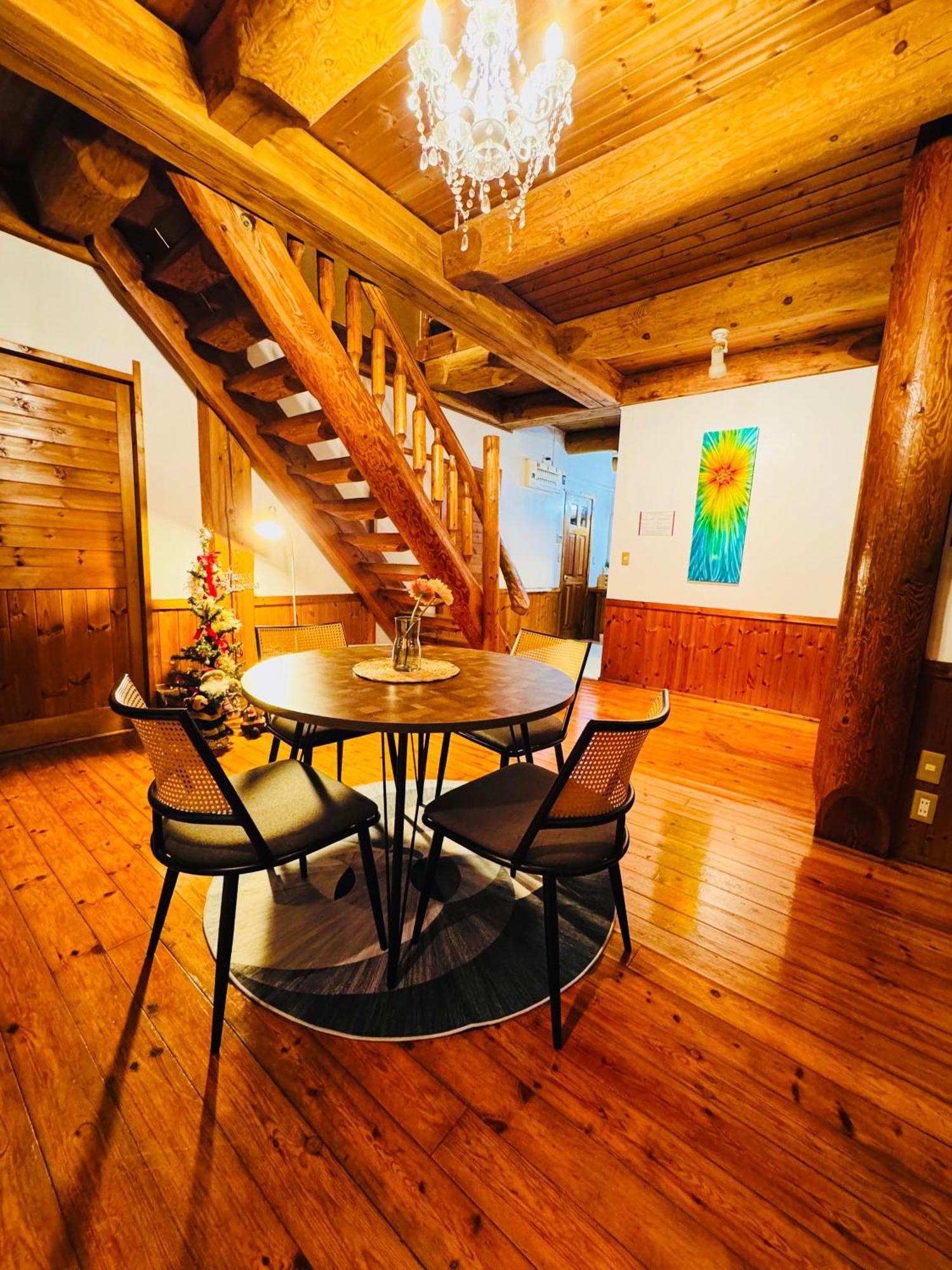 Hotel Yufuin Log House No Yado Tom Sawyer Esterno foto