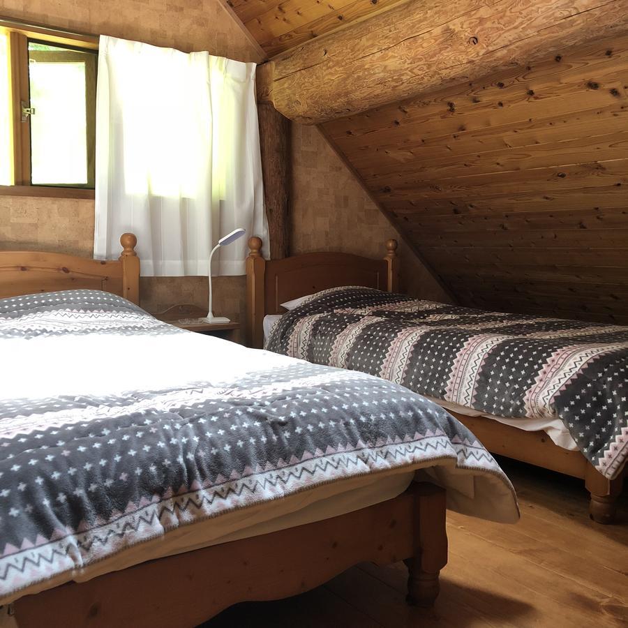 Hotel Yufuin Log House No Yado Tom Sawyer Esterno foto